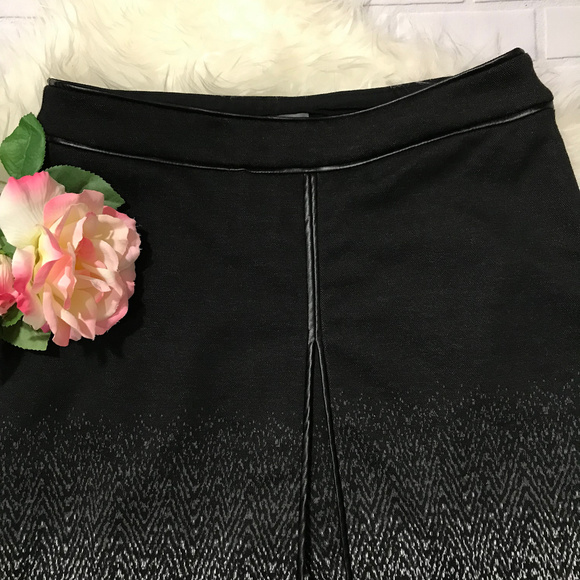 Neiman Marcus Skirt Sz 4 (C30) - Picture 2 of 5